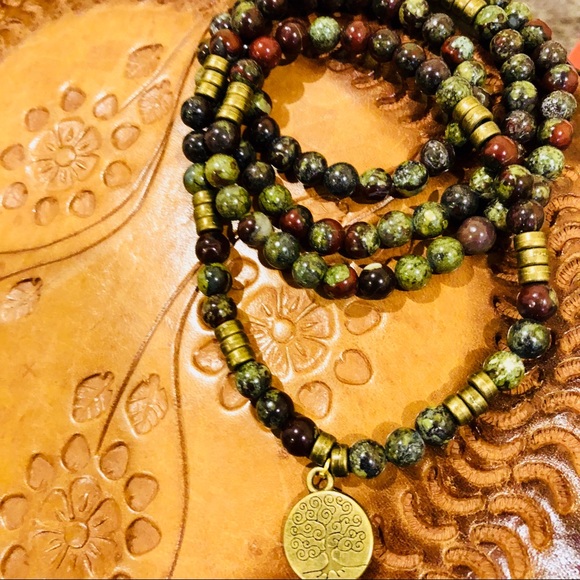 ✨HANDMADE DRAGON BLOOD JASPER MALA NECKLACE✨ - Picture 3 of 6
